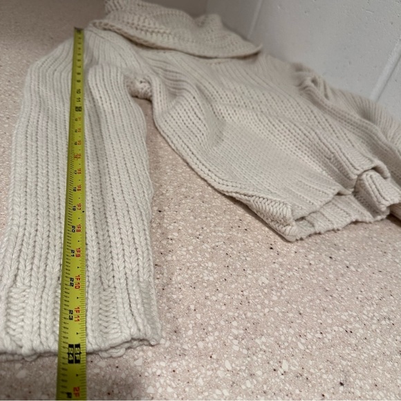 NWT Miracle Sweater M/L Cowl Neck Knit Cable Sweater - Picture 12 of 16